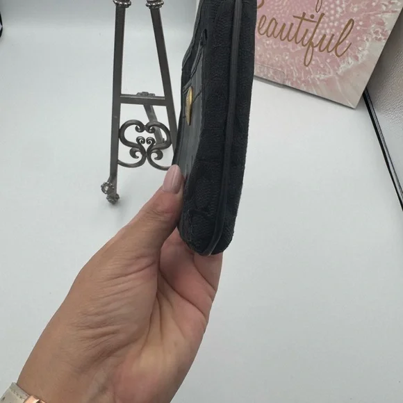 Coach (Y2K) Black Signature C Print Wristlet - Picture 7 of 7